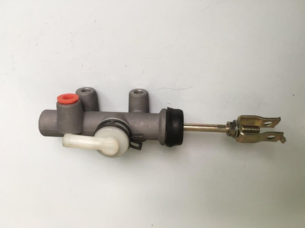 CYLINDER ASSY CLUTCH MASTER FITS Toyota 3142026170 Clutch Pump For Toyota Hiace Dyna 31420-36130 31420-26170 31420-26160 Clutch Master Cylinder