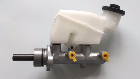 47201-0D230 Brake Master Cylinder FITS TOYOTA YARIS 47201-52330 47201-0D230 vois master rem SUB-ASSEMBLY