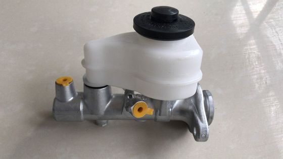 47201-12550 47201-12050 Brake Master Cylinder 47201-12550 Fit FITS TOYOTA Corolla CYLINDER SUB-ASSY Brake MASTERAONE