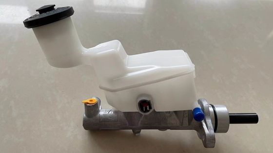 47201-33430 CYLINDER SUB-ASSY BRAKE MASTERAONE OEM FITS TOYOTA 4720133430 47201-33430 Brake Master Cylinder FITS TOYOTA Camry ACV30 2AZFE 2002- KDH Bagian Otomotif