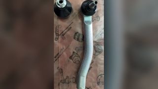 48640-3DN1A yaitu Track Rod End Cocok untuk NISSAN Sylphy B17 Tiida C12