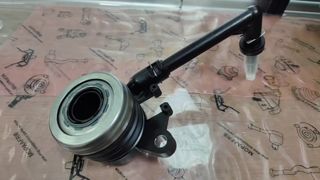 Budak Bantalan Pelepas Kopling 30620-00Q0H Cocok untuk RENAULT NISSAN